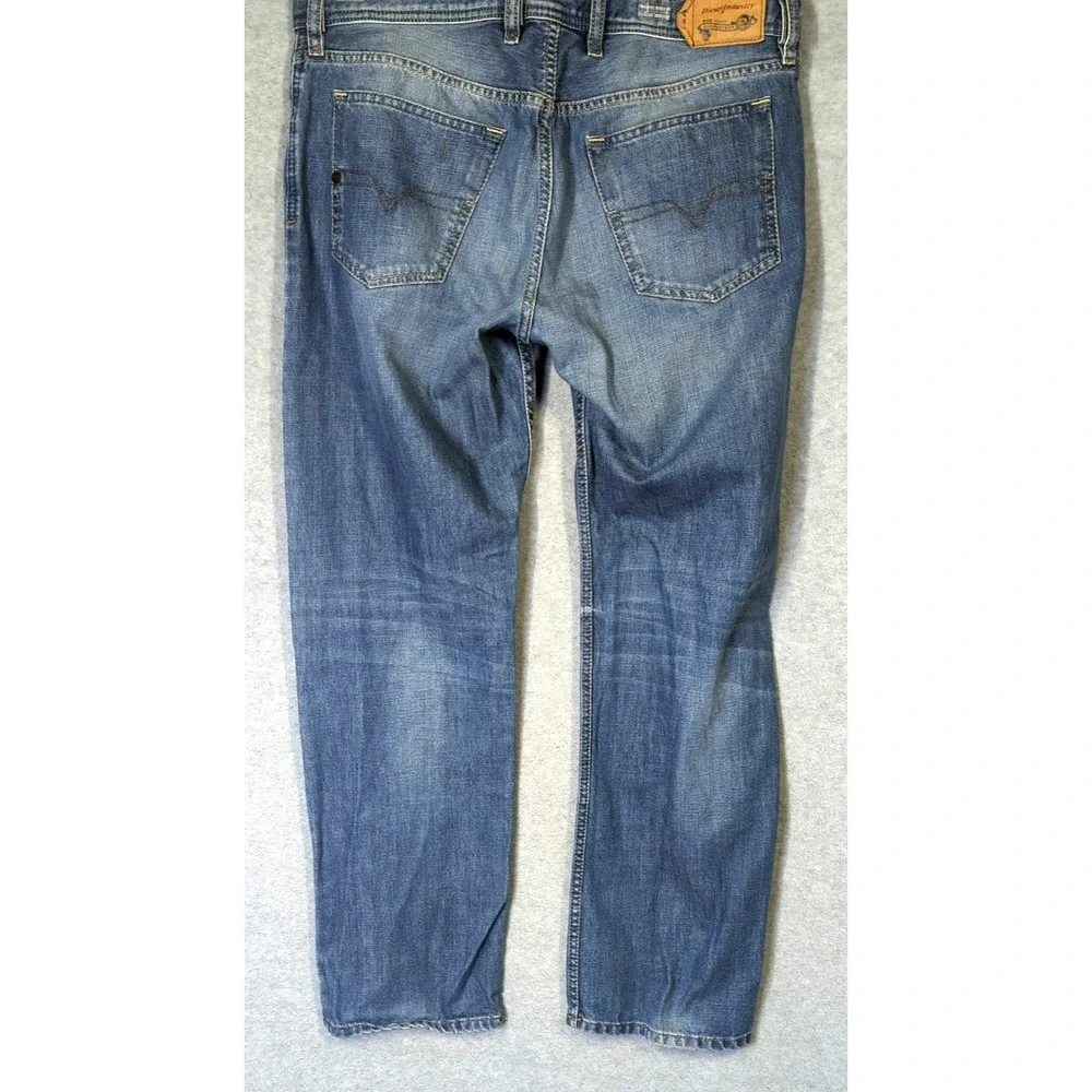 Diesel WAYKEE Jeans Men 34x32 Blue Indigo Straight Leg Button Fly Wash 0839C